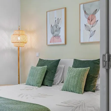 Living-funchal * Funchal (Madeira)