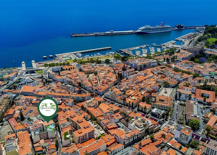Living-funchal פונשל